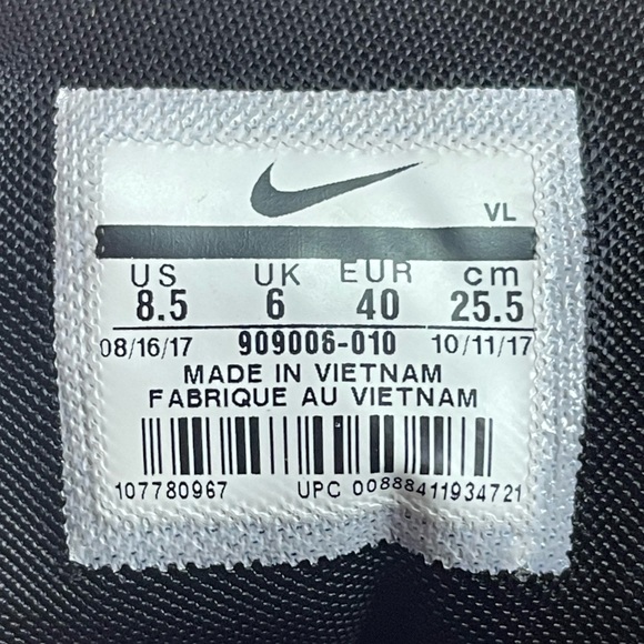 Nike Run Swift Running Shoes Womens size 8.5 dark gray and black - Picture 9 of 10